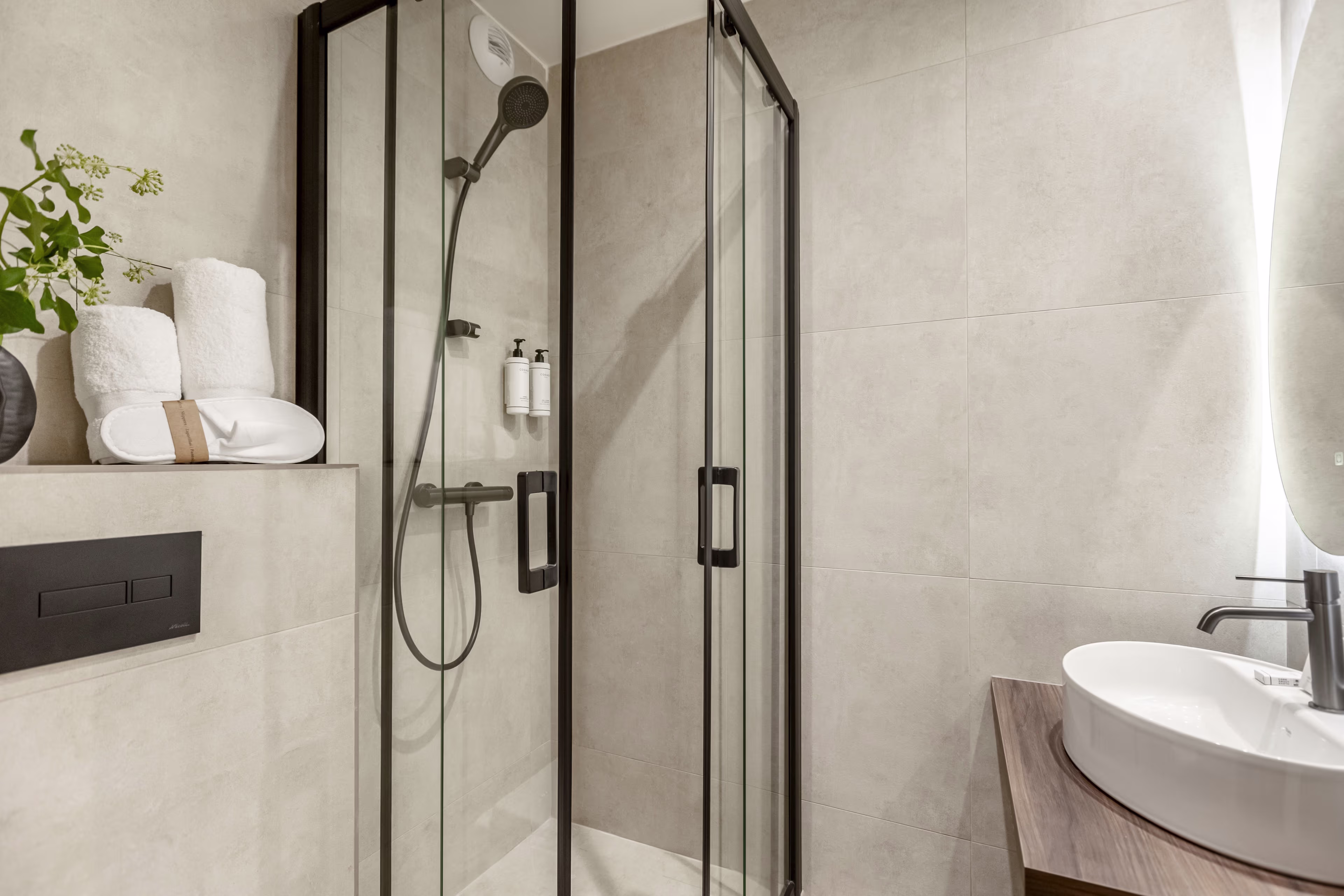 Double Room 4