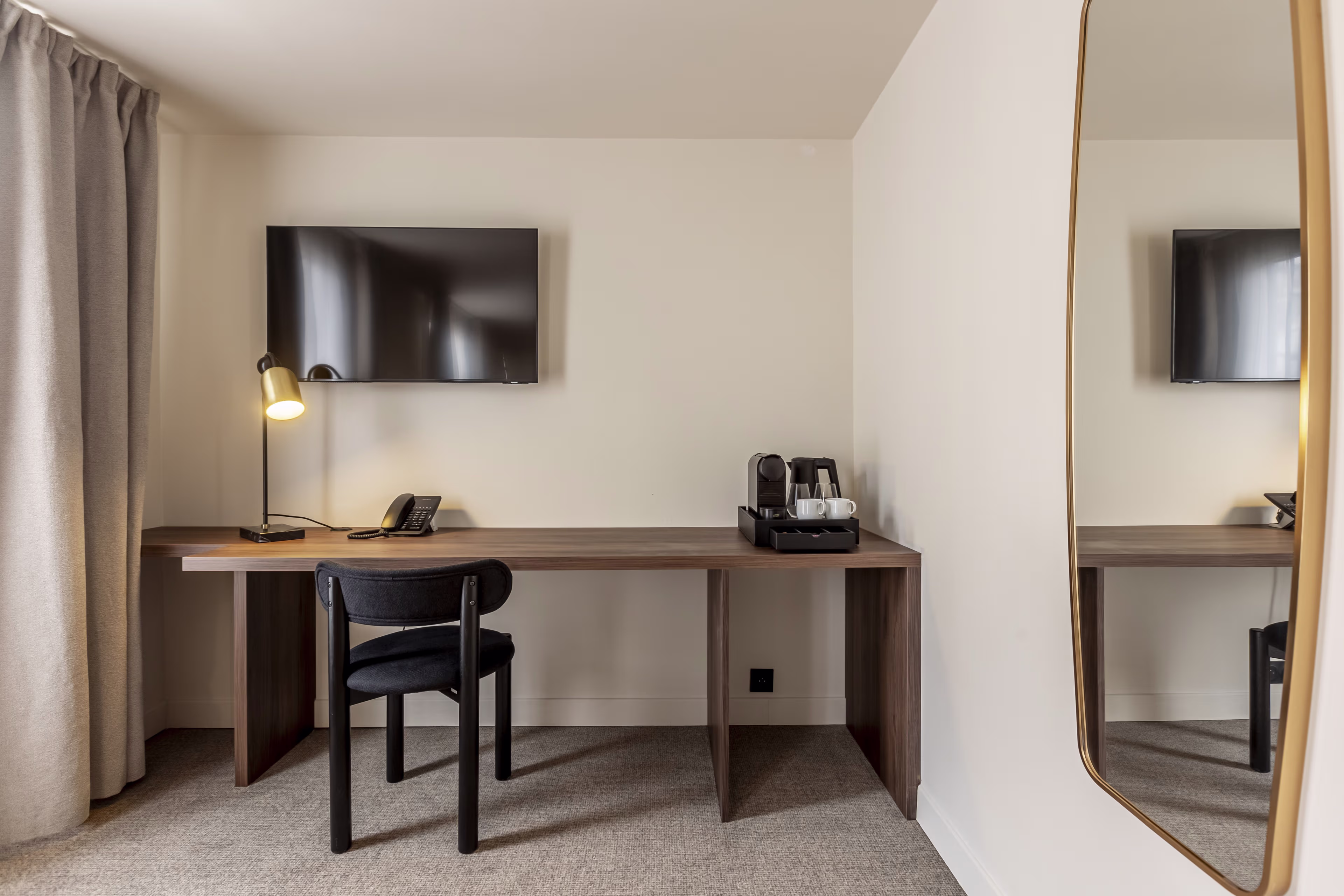 Junior Suite With Balcony 4