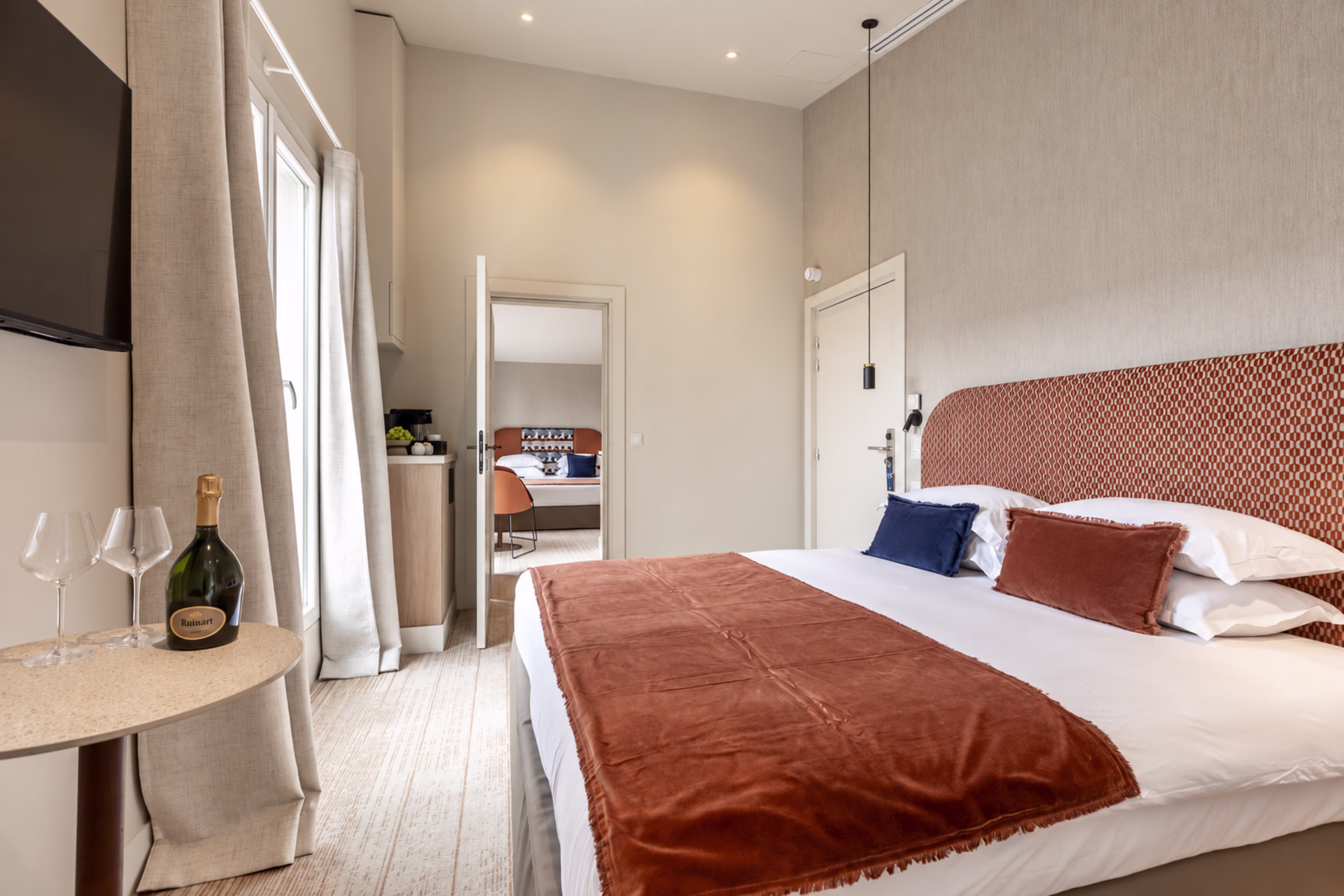 Double Room with Terrace 2