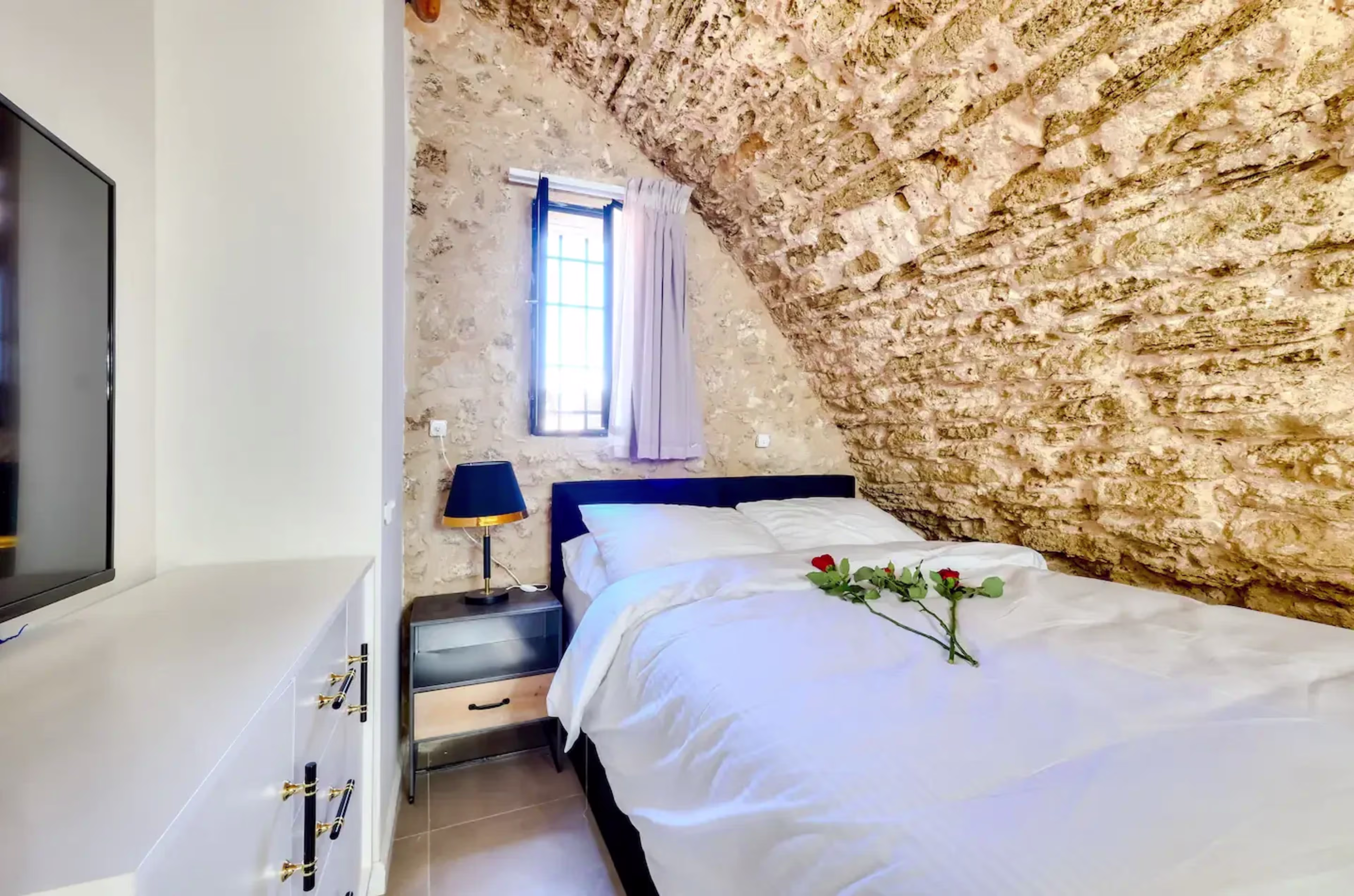 Fantasy Duplex Suite 3