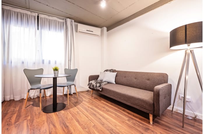 Apartment in Roma Entresuelo B, Central Barcelona - 1