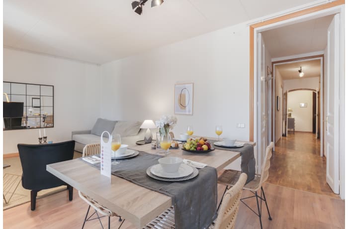 Apartment in Rocafort 404, Eixample Esquerra - 1