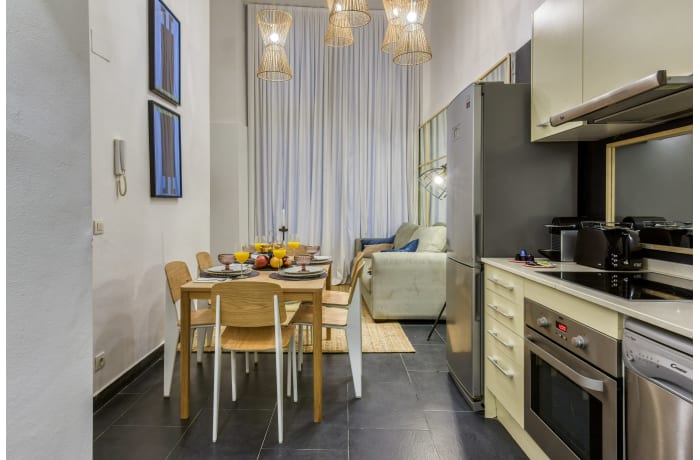 Apartment in Gothic Baixos, Ramblas - 3