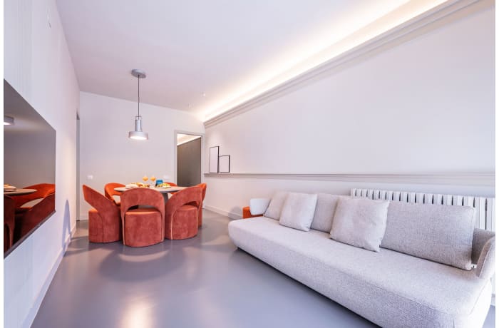 Apartment in Gaudi Avenue, Sagrada Familia - 4