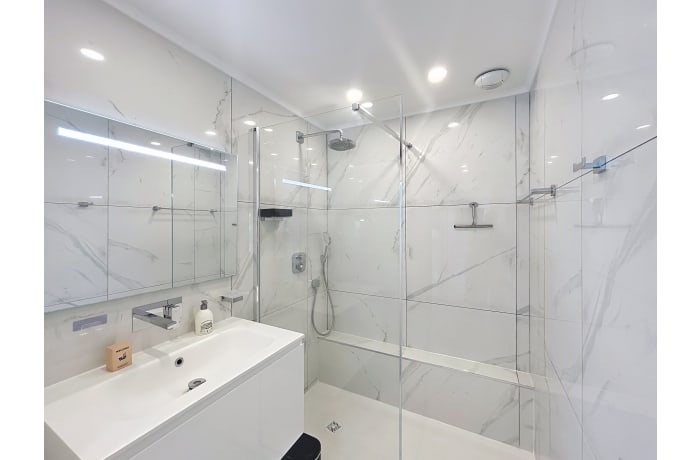 Apartment in Napoleon, Golfe-Juan - 21