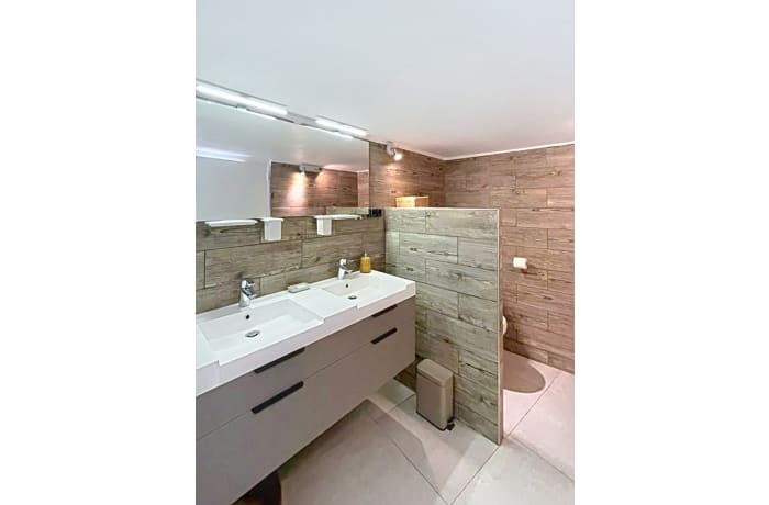Apartment in Le Grand Pin, Prado Republique - 9