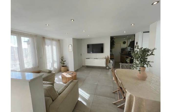 Apartment in Le Grand Pin, Prado Republique - 4