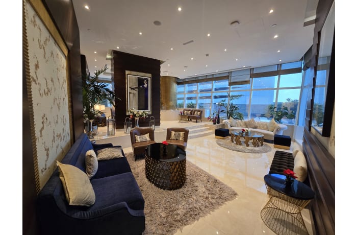 Apartment in 2BR Damac Heights With Sea View & Balcony, Dubai Marina - 3