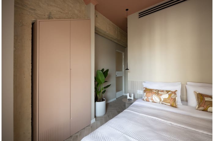 Apartment in Three-Bedrooms Apartment, City Center - 6