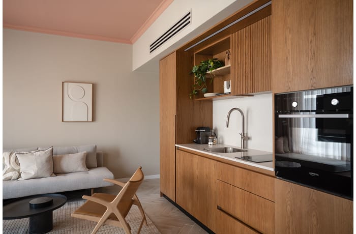 Apartment in Three-Bedrooms Apartment, City Center - 3