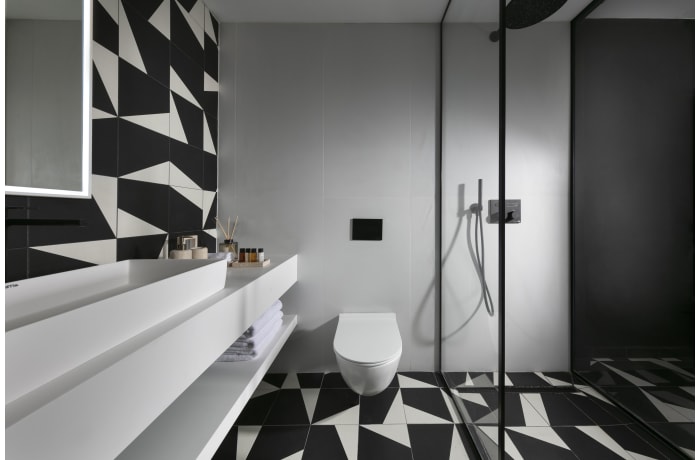 Apartment in Bezalel - Sky Suite, City Center - 30