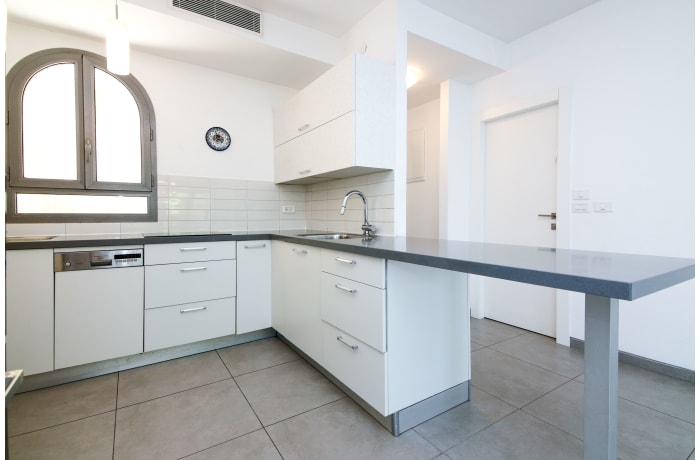 Apartment in Rav Kook, City Center - 16