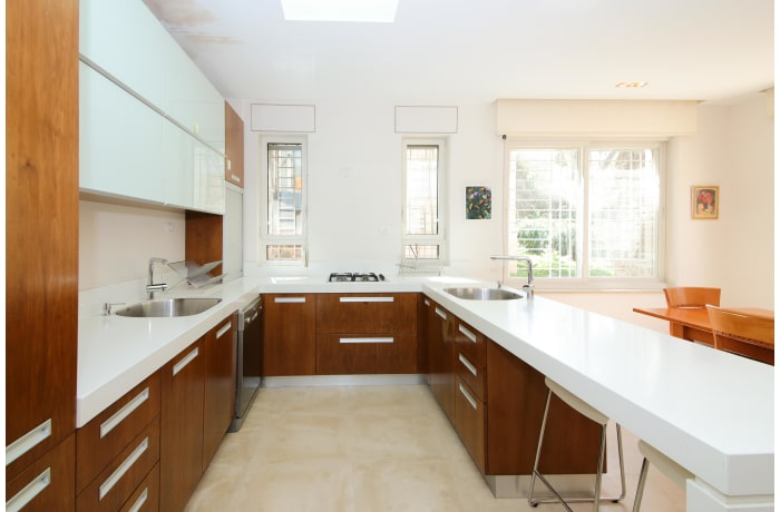 Apartment in Moshe Hess, Mamilla - 9