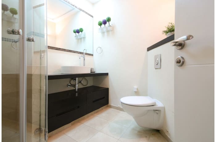 Apartment in Moshe Hess, Mamilla - 26