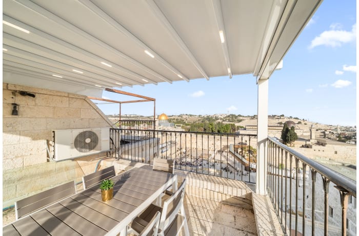 Apartment in The World Holiest View - Luxury Old City Jerusalem, Old City - 4
