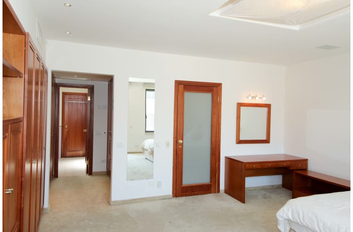 Apartment in Shaarei Chessed 26, Sha'are Khesed - 19