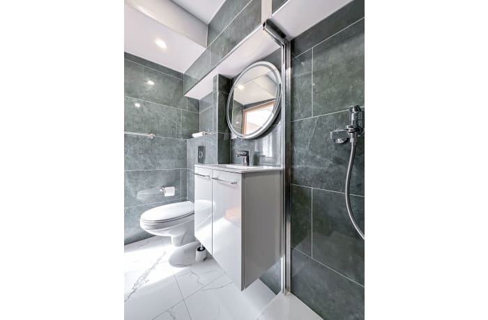 Apartment in Hoche C 114, Le Pre-Saint-Gervais - 3