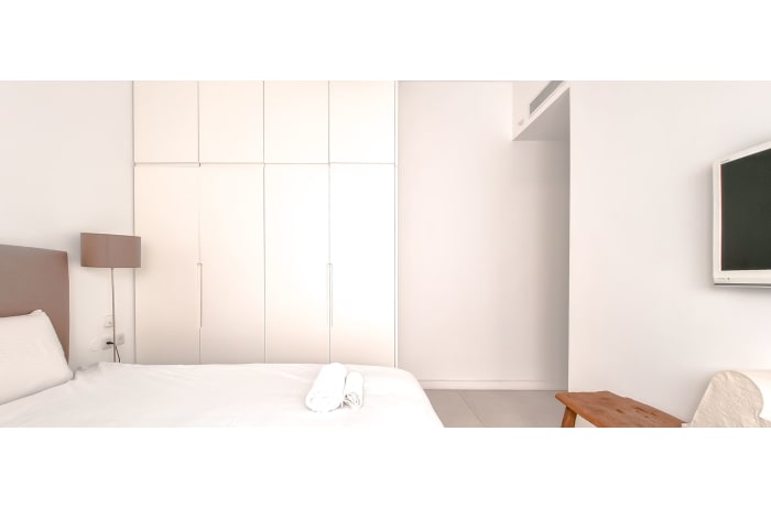 Apartment in Hovevei Tsiyon Magnolia, Central Beach Area - 8