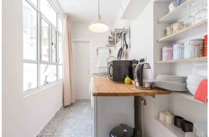 Apartment in Heart of Neve Tzedek, Neve Tzedek - 5