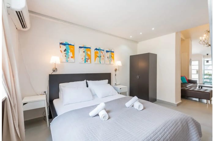 Apartment in Heart of Neve Tzedek, Neve Tzedek - 12