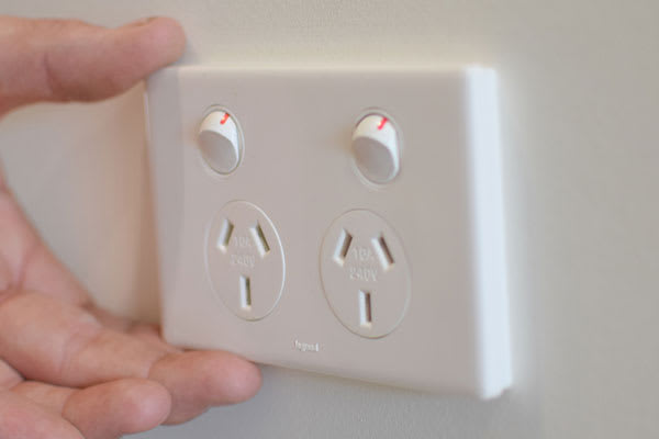 Electrian Installing Power Point