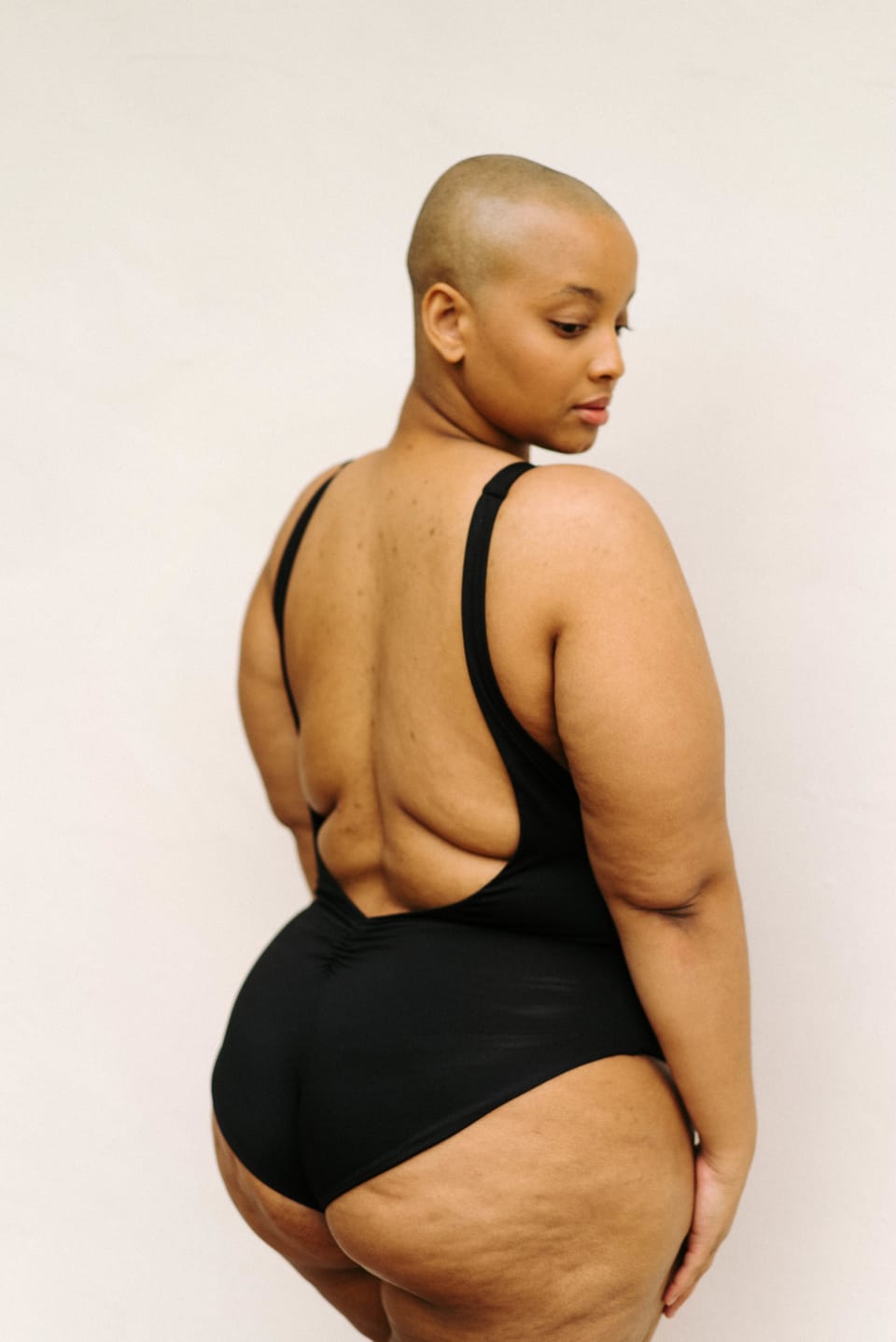 Image of a woman wearing The Minimalist - Matte Black by Londre_Bodywear
