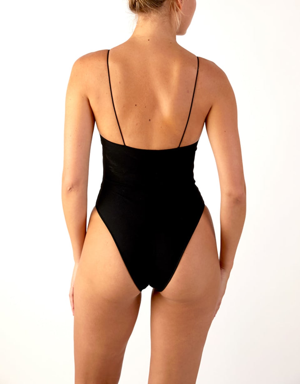 The Sculpting C In Black Compression from Tropic of C
