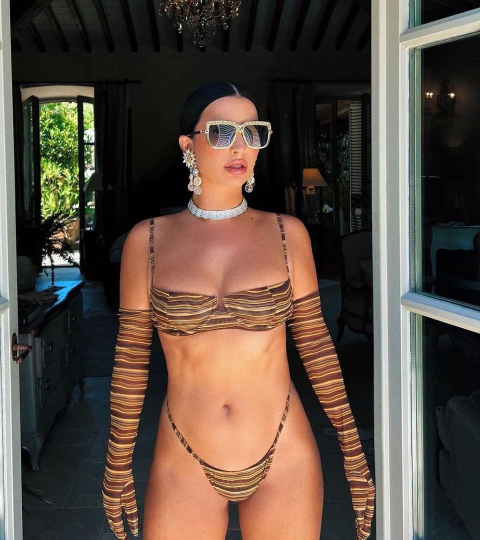 Aureta wearing El Tigre bikini by Gonza