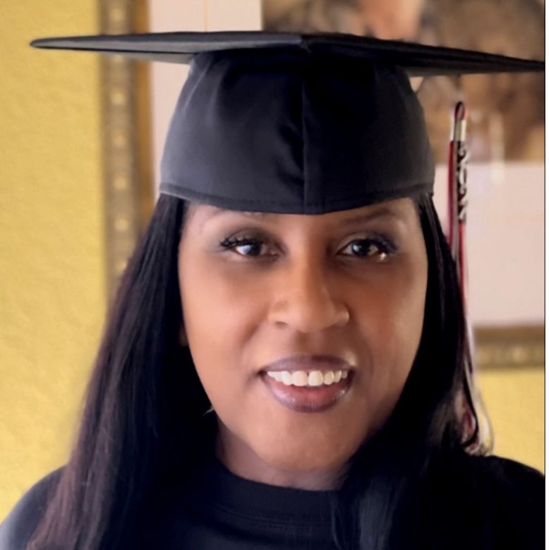 Traci Henderson