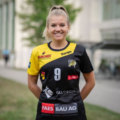 Larissa Läng