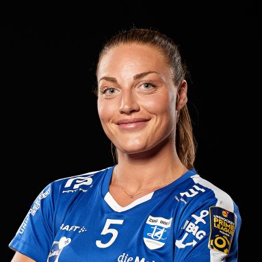 Julia Ravelius