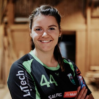 Claudia Leu
