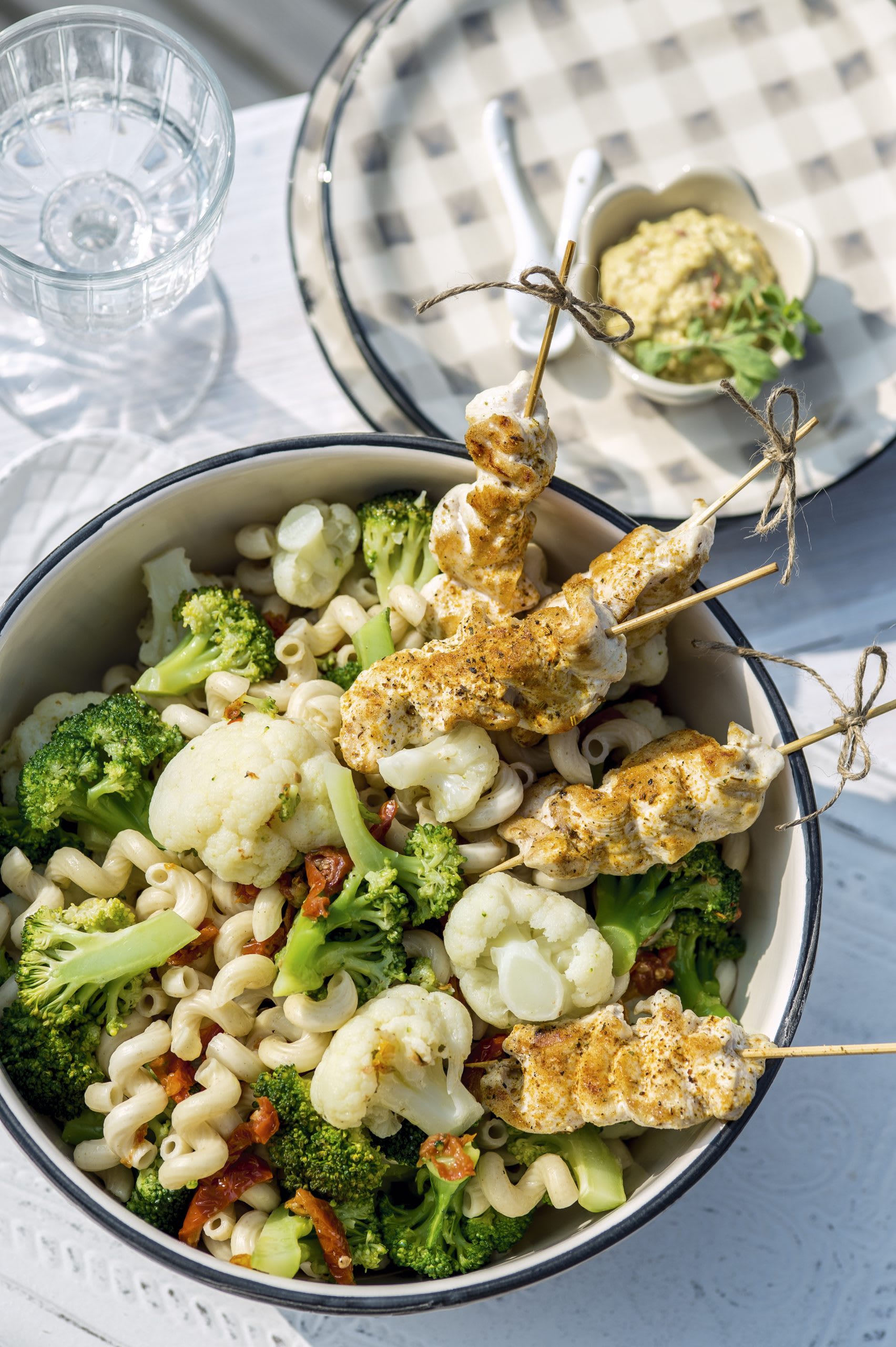 Salade De Pâtes Au Chou Fleur Et Au Brocoli Rezept Swissmilk