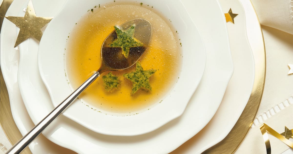 Bouillon mit grünem Eierstich Rezept Swissmilk
