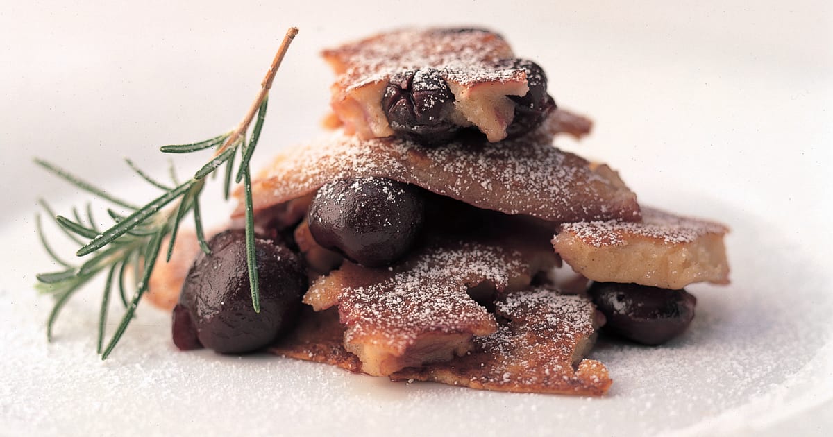 Kaiserschmarrn mit Kirschen - Rezept | Swissmilk Kaiserschmarrn mit Kirschen - Rezept | Swissmilk