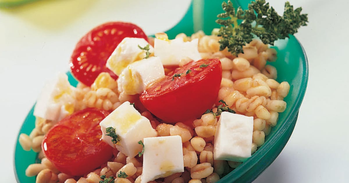 Ebly-Salat mit caramelisierten Tomaten und Frischkäse (Feta-Art ...