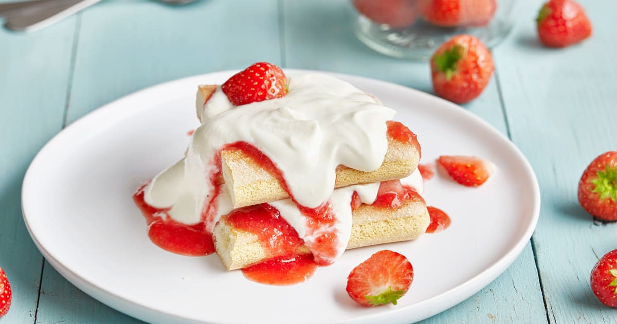 Erdbeer-Tiramisu mit Quark - Rezept | Swissmilk Erdbeer-Tiramisu mit Quark - Rezept | Swissmilk