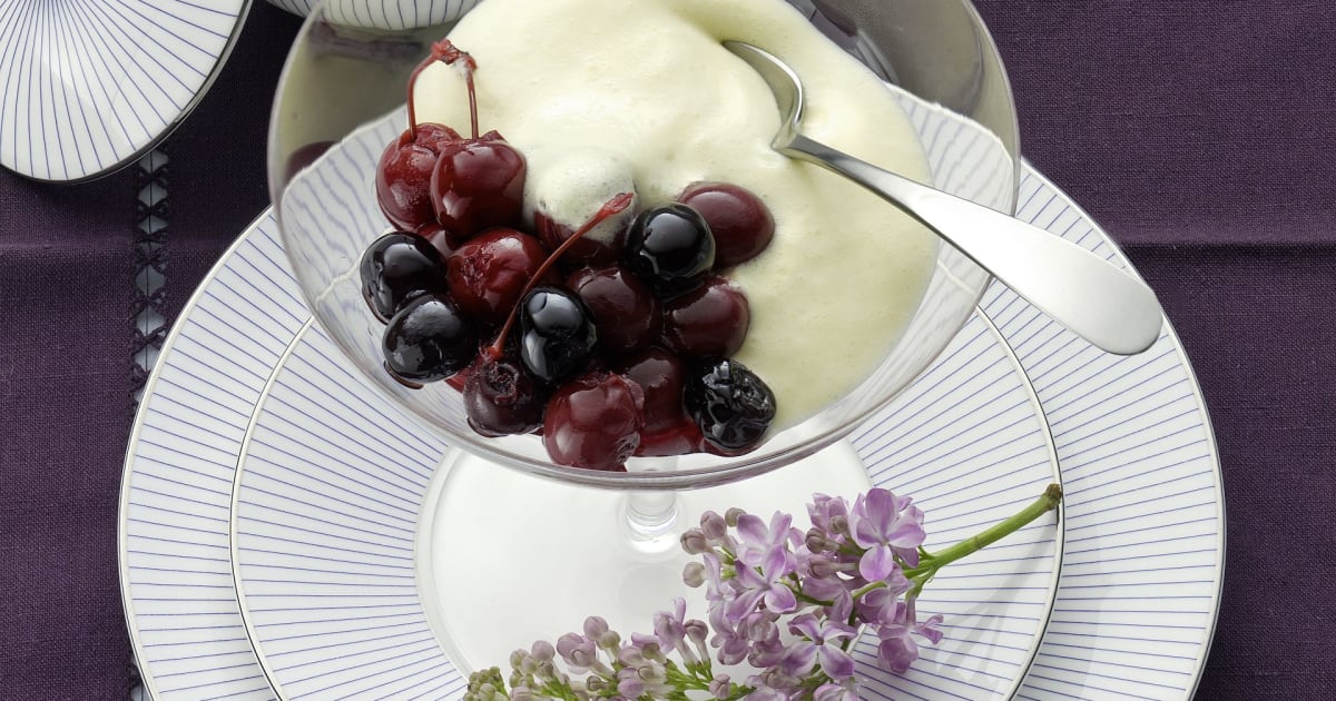 Kirschen mit Sabayon - Rezept | Swissmilk