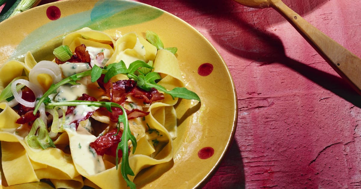 Nudeln mit Rucola und Rohschinken - Rezept | Swissmilk