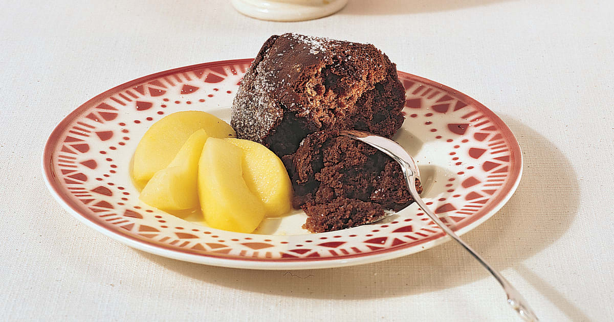 Schokoladen Dampfnudeln Mit Apfelkompott Rezept Swissmilk schokoladen-dampfnudeln-mit-apfelkompott-rezept-swissmilk
