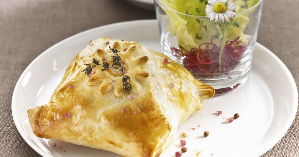 Tomme im Kräutermantel - Rezept | Swissmilk Tomme im Kräutermantel - Rezept | Swissmilk