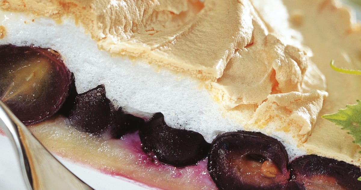 Trauben-Meringue-Kuchen - Rezept | Swissmilk