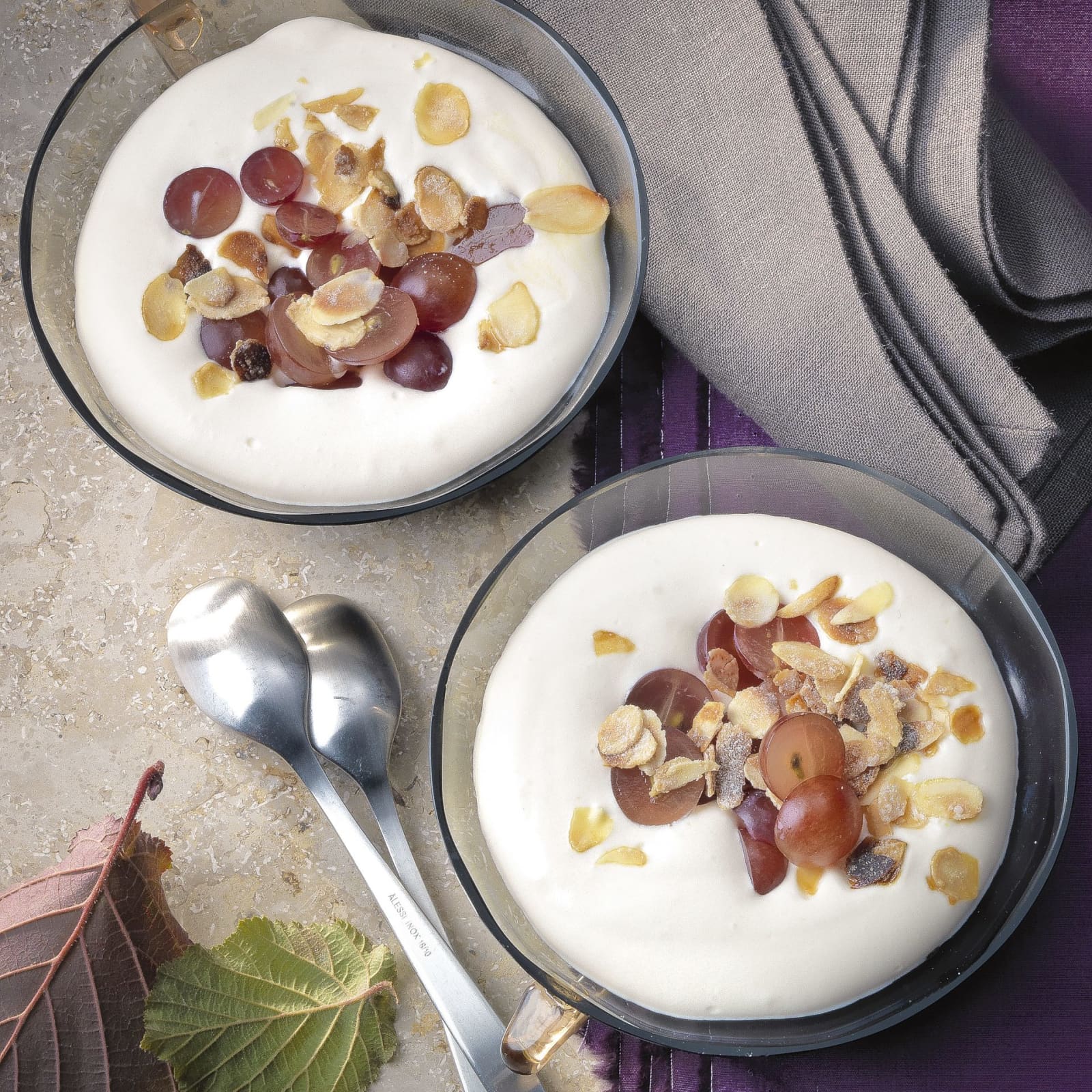 Weissweincreme Mit Trauben Rezept Swissmilk