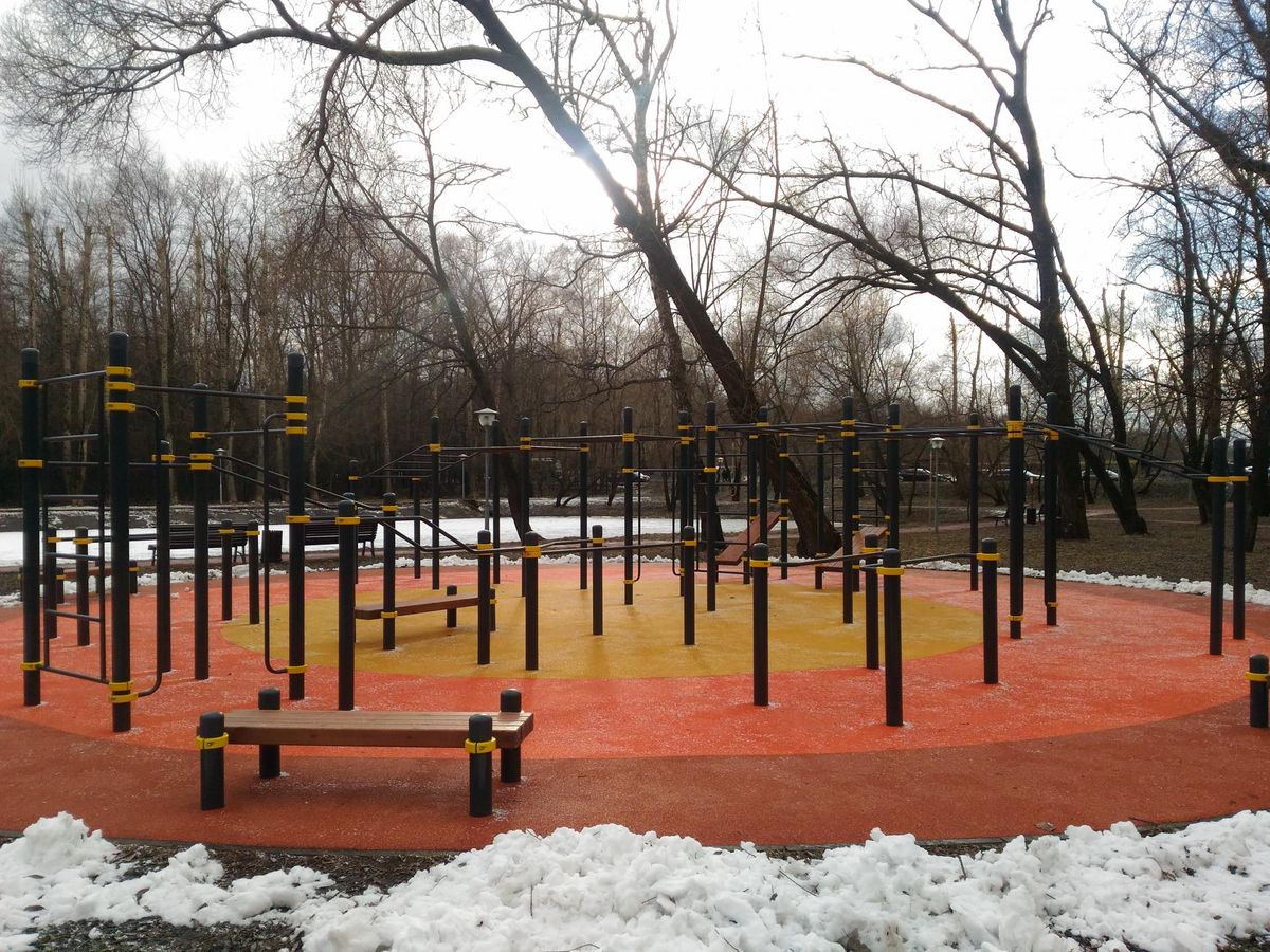 Moscow - Street Workout Park - Улица Юности