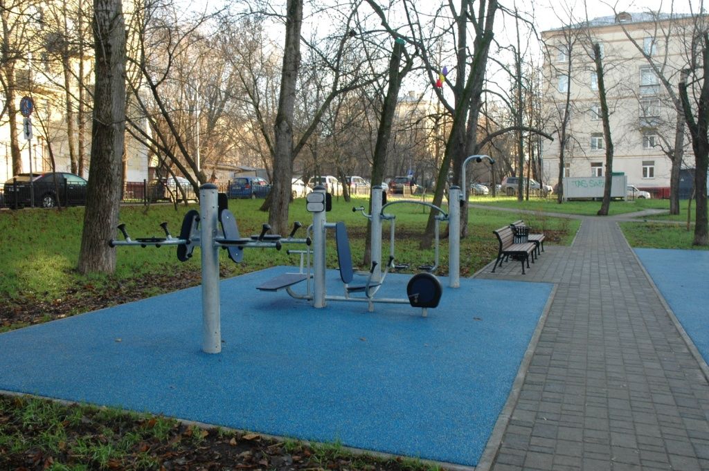 Moscow - Outdoor Gym - Вишнёвая Улица