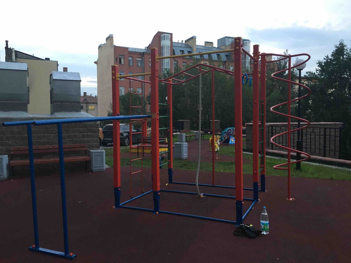 Saint Petersburg - Street Workout Park - Улица Харченко