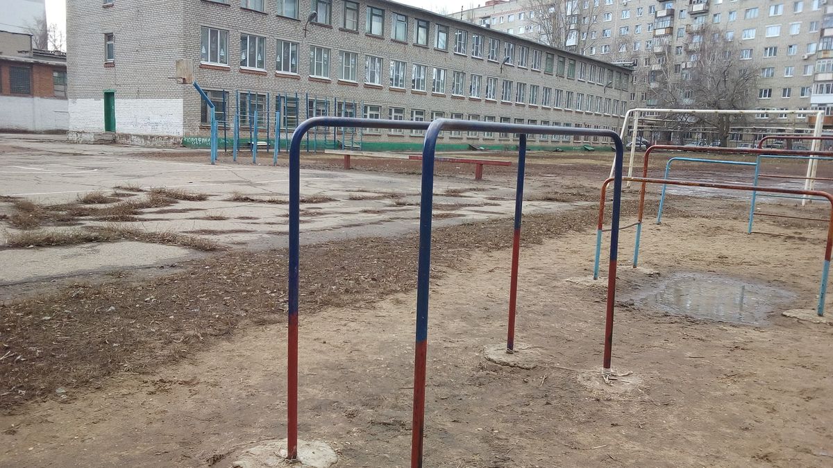 Engels - Street Workout Park - Школа №18