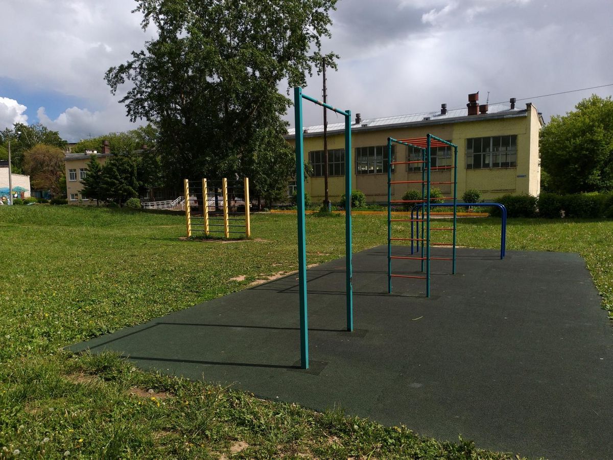 Kazan - Outdoor Gym - Школа 111