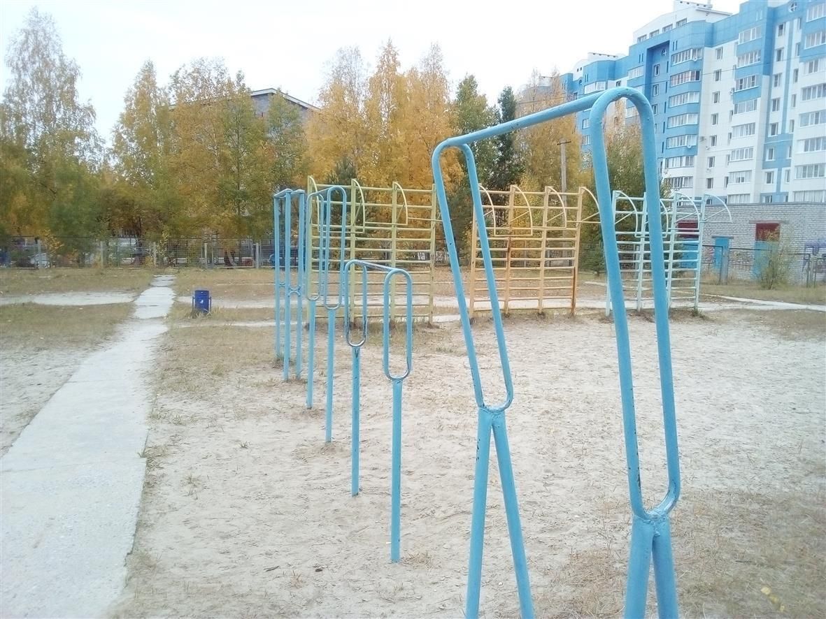 Yugorsk - Outdoor Gym - Улица Свердлова