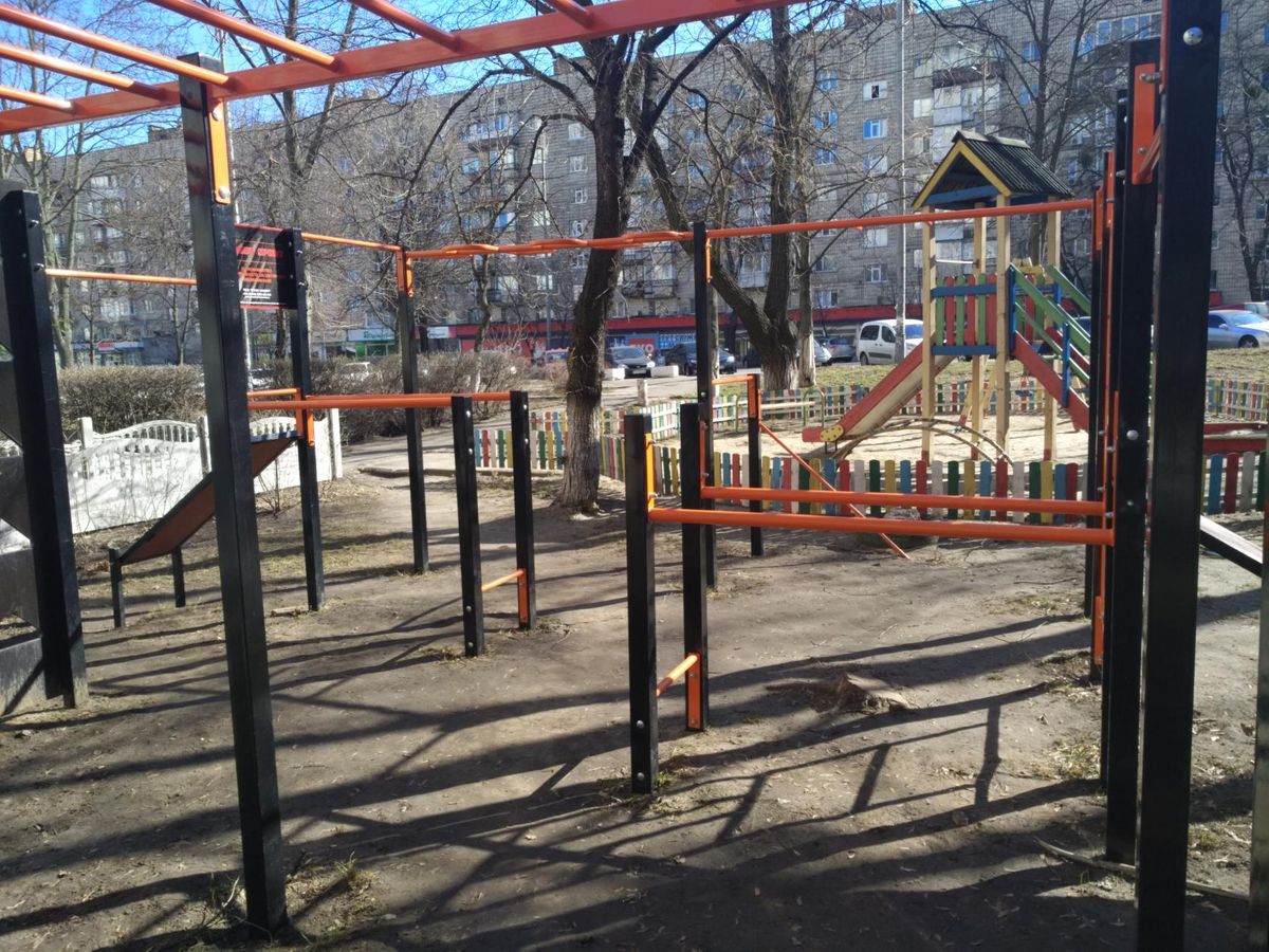 Kyiv - Street Workout Park - Урицкого 25